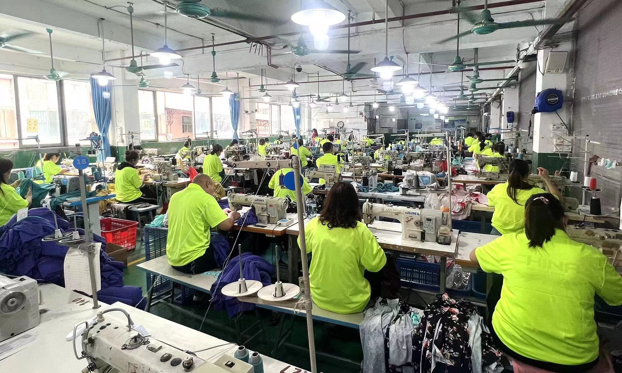 Guangzhou Vinas clothing technology Co., LTD خط تولید کارخانه